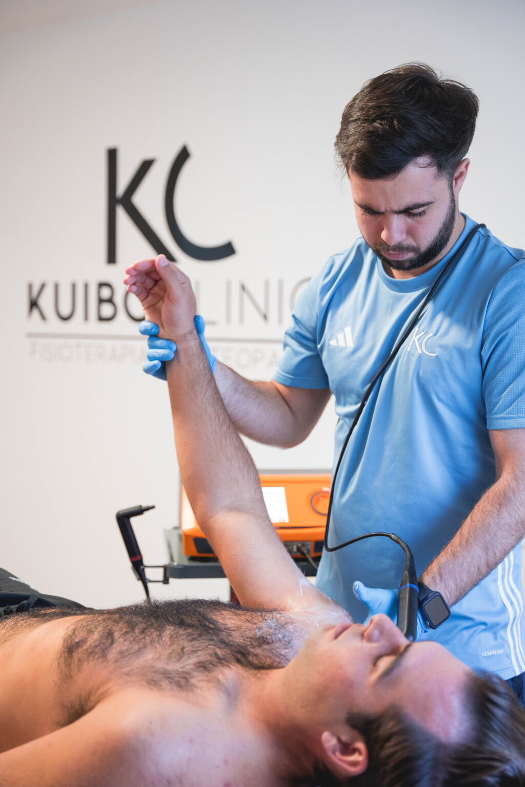 ¿Qué diferencia hay entre un masaje descontracturante y un tratamiento de osteopatía?